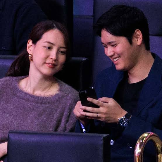CNN Reports:Los Angeles Dodgers star Shohei Ohtani and wife Mamiko welcome the birth of first child