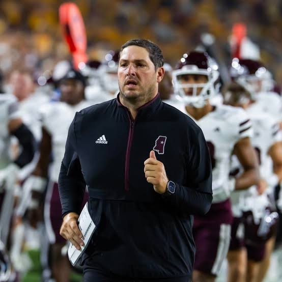 Unraveling the Tensions: Jeff Lebby’s Departure from Mississippi State Bulldogs Amidst Salary Disputes and Management Challenges