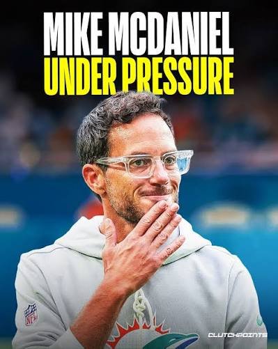 Dolphins Owner Steven Ross Stands Patient as Fans Demand Mike McDaniel’s Firing Amid Controversy