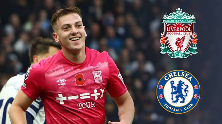 Sunderland ‘leading race’ for £30m winger as Chelsea and Liverpool coarse in the deal