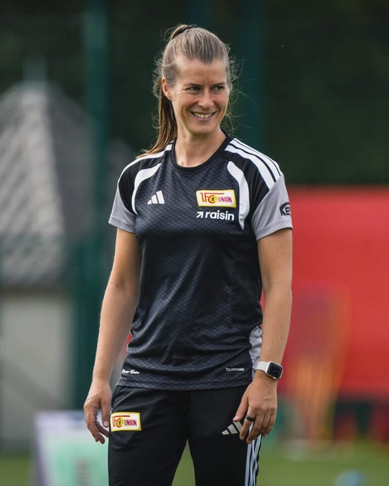 120 Minuten, zwei Gegner, ein Turnier: Unsere Frauen testen in Jena gegen Sparta Prag 🏆👀