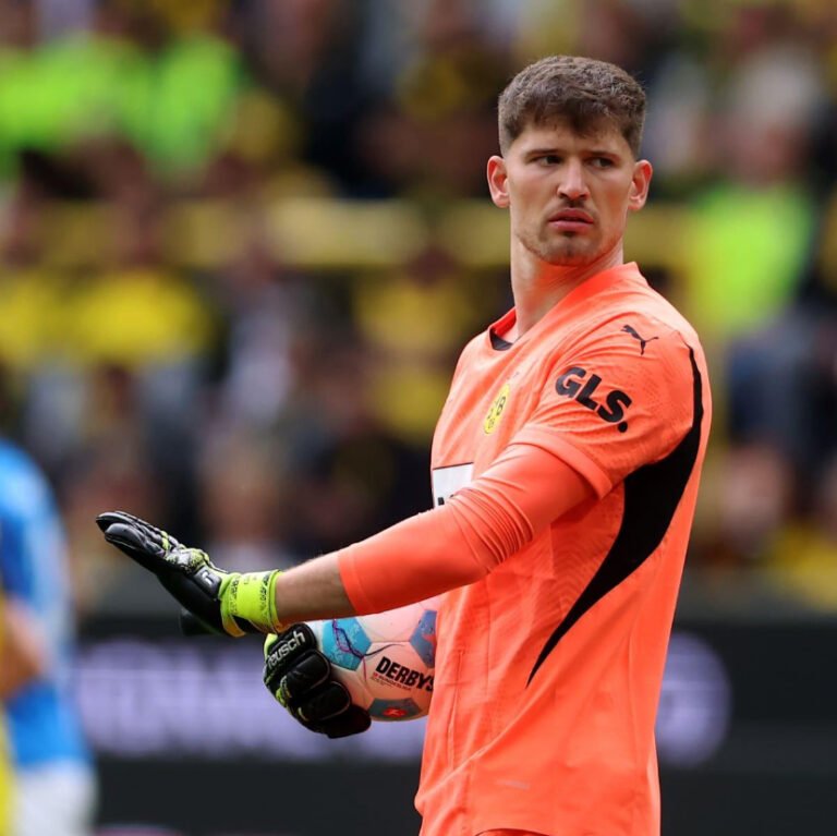 Gregor Kobel verlässt Borussia Dortmund: Das Ende einer Ära für die Schweizer Mauer?