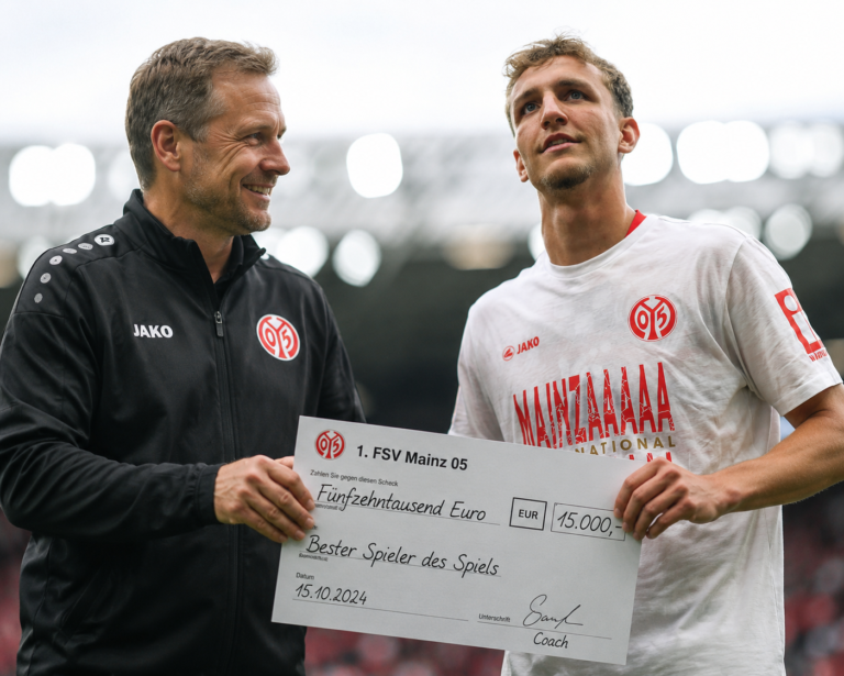 NEUZUGANG: DER 21-JÄHRIGE NELSON WEIPER WIRD ALS MITTELSTÜRMER VON BAYERN MÜNCHEN VERPFLICHTET