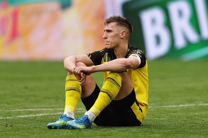 TRAURIGE NACHRICHTEN: Borussia Dortmund hat bekannt gegeben, dass Nico Schlotterbeck den Verein nach … verlassen wird.