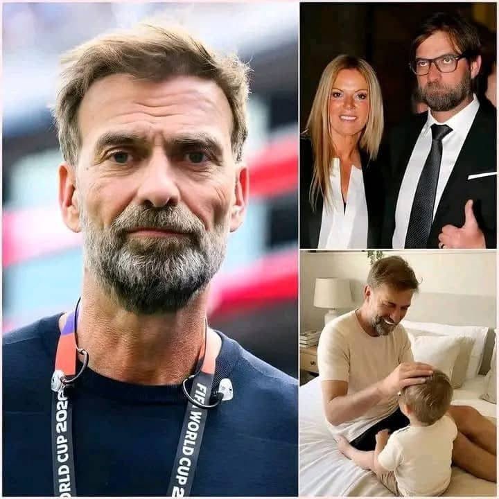 VOR 11 MINUTEN: Die gesamte deutsche Nationalmannschaft und die Fußballwelt stehen unter Schock, nachdem eine äußerst erschütternde Mitteilung über Jürgen Klopp bekannt wurde. Während Millionen von Fans noch immer nicht verstehen, was genau geschehen ist, veröffentlichte die Familie des deutschen Trainers überraschend eine dringende Erklärung über ein Familienmitglied. Der Inhalt der Mitteilung ließ die Öffentlichkeit verstummen und brachte unzählige Anhänger zum Weinen. Die neuesten Informationen über den Vorfall verbreiten sich derzeit rasant und sorgen in der gesamten Fußballwelt für große Besorgnis…
