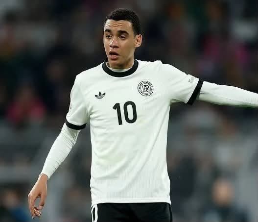 Deutsche Nationalmannschaft sendet herzliche Unterstützung an Jamal Musiala ❤️🩹